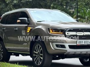 Xe Ford Everest Titanium 2.0L 4x2 AT 2021