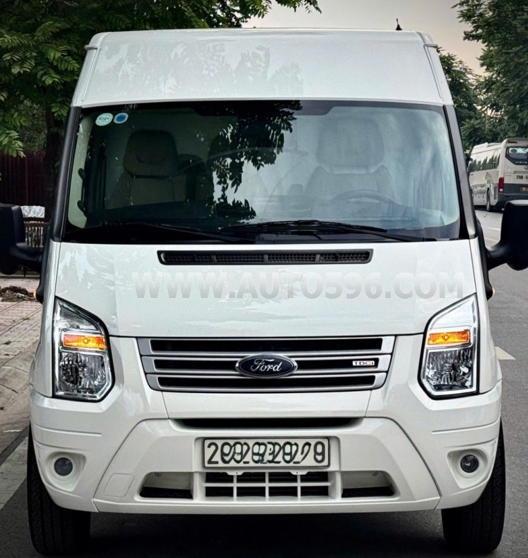 Ford Transit Van 2019