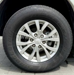 Xe Mitsubishi Pajero Sport D 4x2 MT 2016