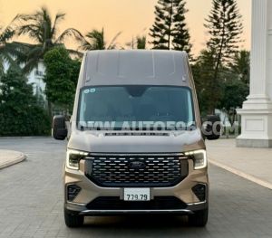 Xe Ford Transit Premium 2024
