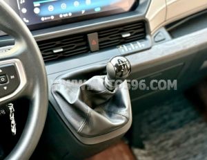 Xe Ford Transit Premium 2024