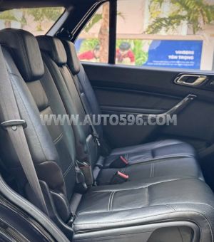 Xe Ford Everest Titanium 2.0L 4x4 AT 2019