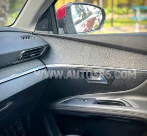 Xe Peugeot 5008 Allure 1.6 AT 2021