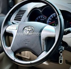 Xe Toyota Fortuner TRD Sportivo 4x2 AT 2015