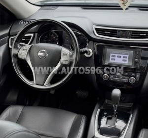 Xe Nissan X trail 2.5 SV 4WD Premium 2017