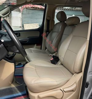 Xe Hyundai Grand Starex 2.5 MT 2017