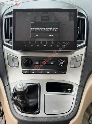 Xe Hyundai Grand Starex 2.5 MT 2017
