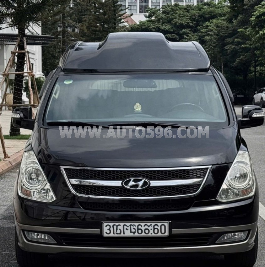 Hyundai Grand Starex Limousine 2.4 AT 2014