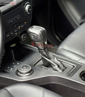 Xe Ford Everest Titanium 2.0L 4x4 AT 2021